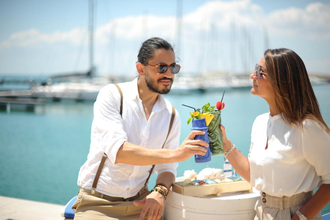 Marina Del Gargano Houseboat 호텔 만프레도니아 외부 사진