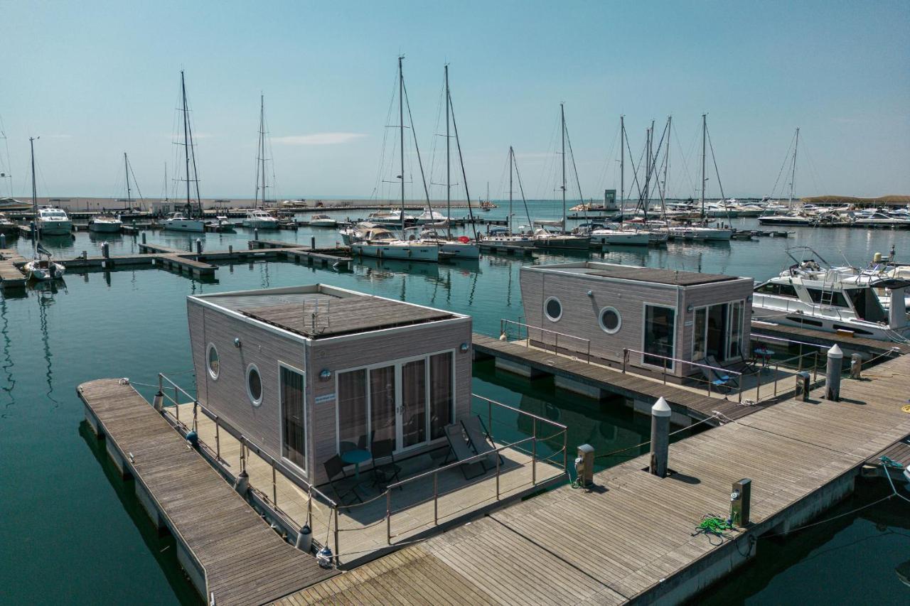 Marina Del Gargano Houseboat 호텔 만프레도니아 외부 사진