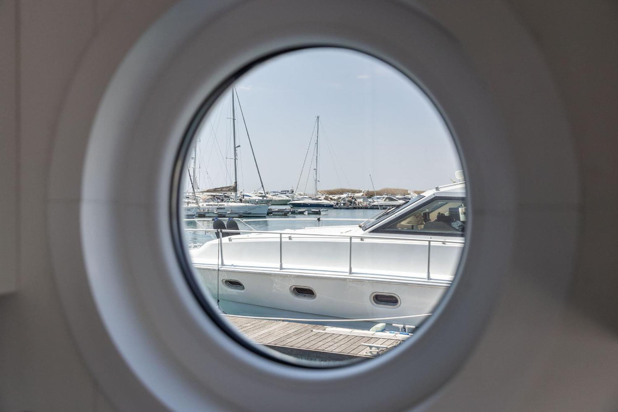 Marina Del Gargano Houseboat 호텔 만프레도니아 외부 사진