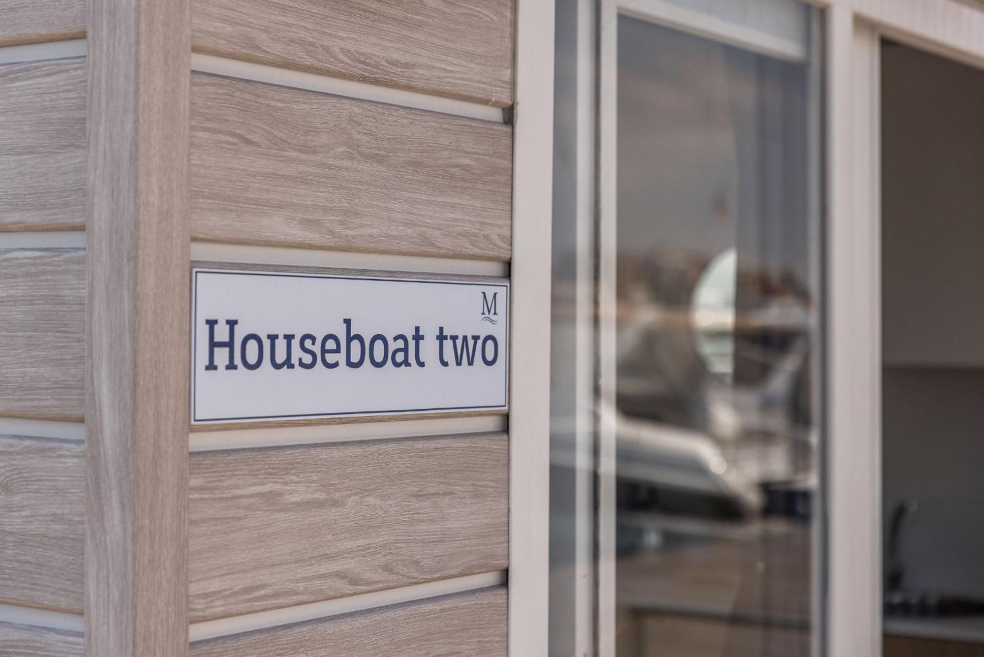 Marina Del Gargano Houseboat 호텔 만프레도니아 외부 사진